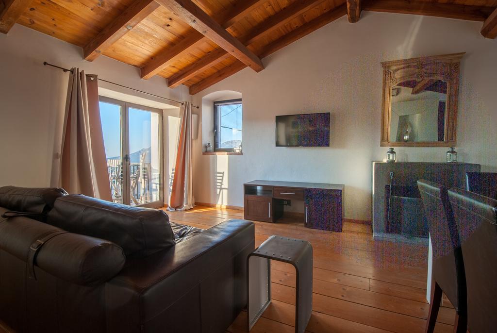 Locations Calenzana Apartment Bagian luar foto