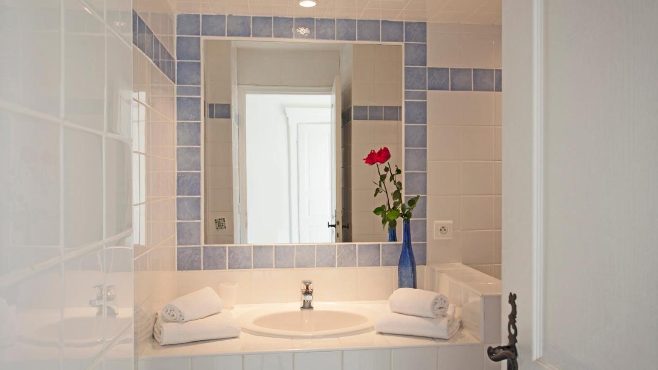 Locations Calenzana Apartment Bagian luar foto